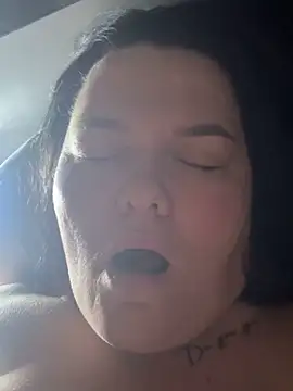 SunnyLeila2101's cam snapshot