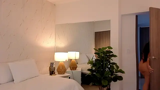 ava_blue's cam snapshot