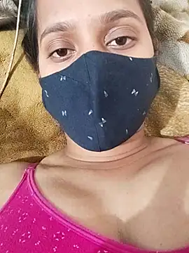 me-leela's cam snapshot