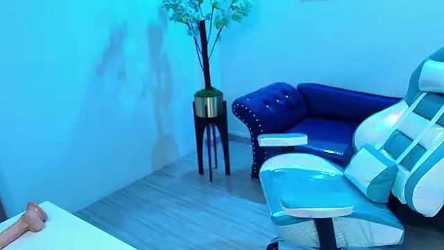 Madame_scarlett's cam snapshot