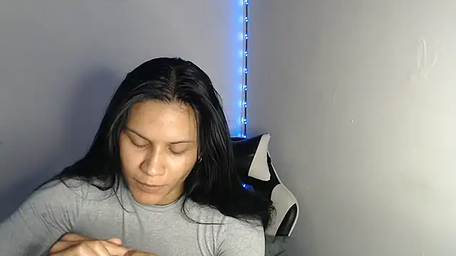 JessGarcia's cam snapshot