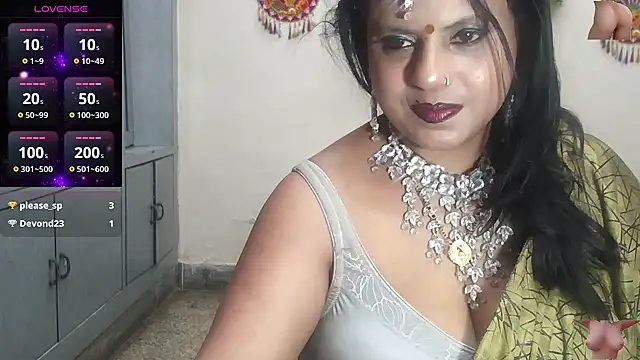 Sexy_komolika's cam snapshot