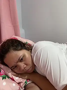 _BellaHotty_'s cam snapshot