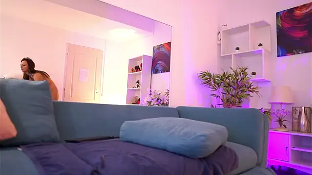 Aisha_Bee's cam snapshot