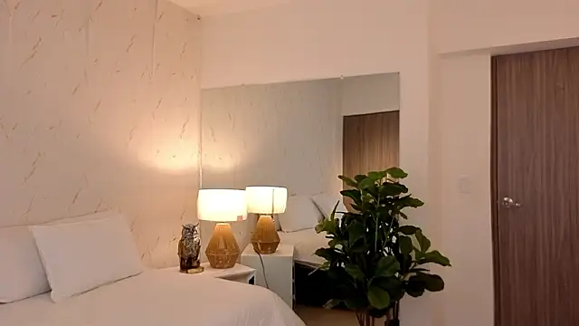 ava_blue's cam snapshot