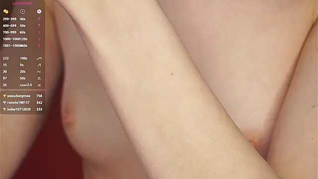 OnaZiroge live sex cam