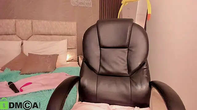 Cristal__adams's cam snapshot