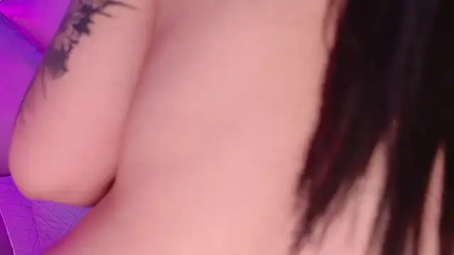 _giggy_2's cam snapshot