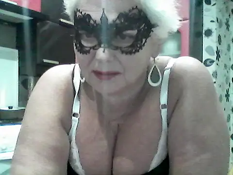 Lisa_Suzie live sex cam