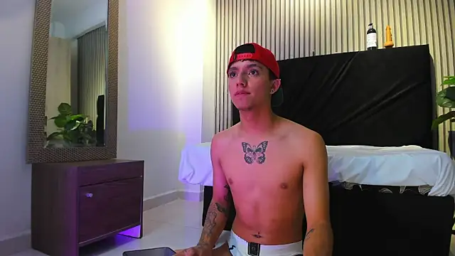 LeoHard__ live sex cam