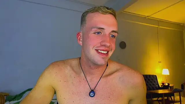 tommy_cumfinger live sex cam