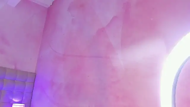 MelaniieRoux live sex cam