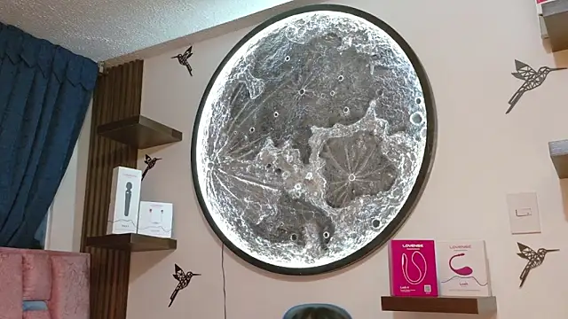 lunajhonn's cam snapshot