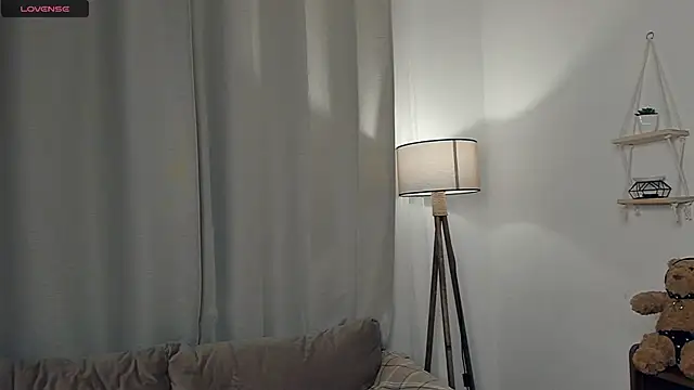 LaureMestler's cam snapshot