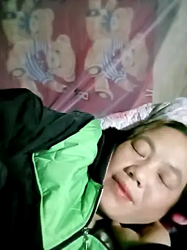 Sara_pusyy's cam snapshot