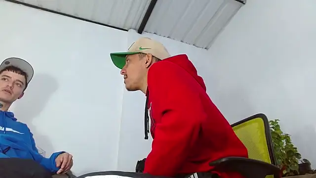 skinny23cm's cam snapshot