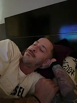 Lucasjandre's cam snapshot