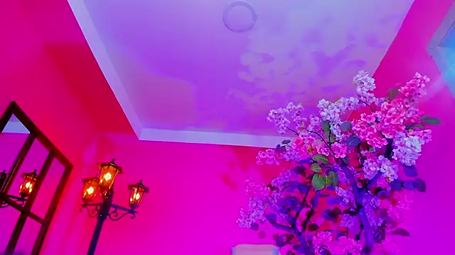 EmilyReddoll's cam snapshot