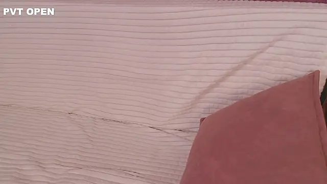 hlopushkahouse live sex cam