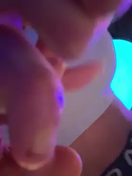 F3ckd0lllucy's cam snapshot