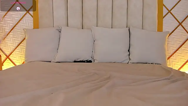 cocoamore's cam snapshot