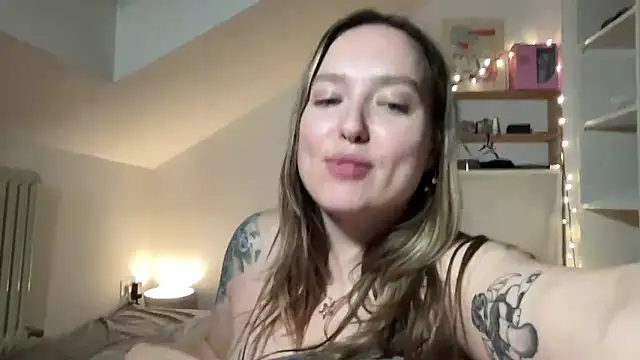 MyMegann's cam snapshot