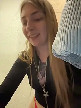 Sunny___Bunny's cam snapshot