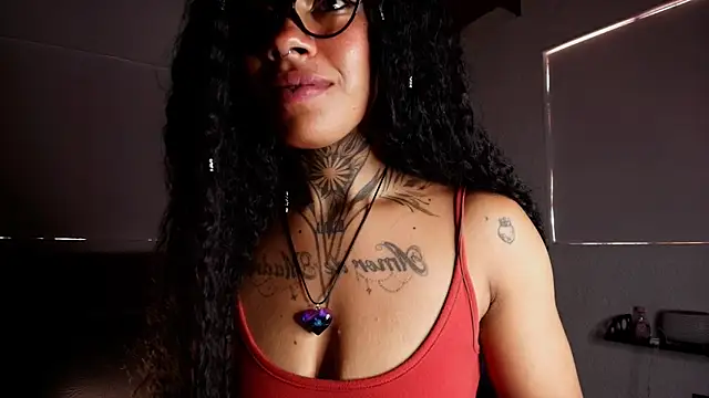 Canela_Osada_'s cam snapshot