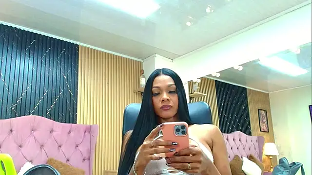 BARBIE_BROWNN's cam snapshot