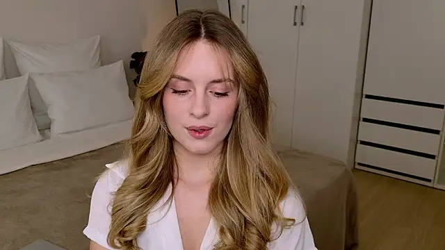 RozzitaBedberry's cam snapshot