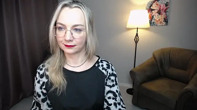 Ava_Elior's cam snapshot