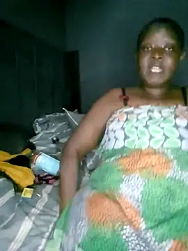 HerPleasure2025's cam snapshot