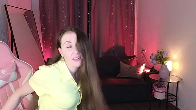 Juliet_Jamess's cam snapshot