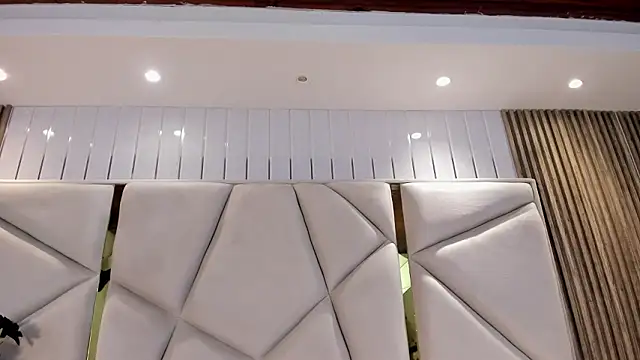 LunaAngell_'s cam snapshot