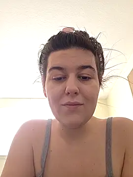 Ashlovescannabis's cam snapshot