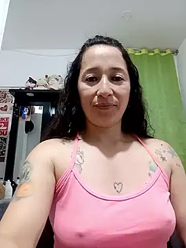 emilypoppy3's cam snapshot