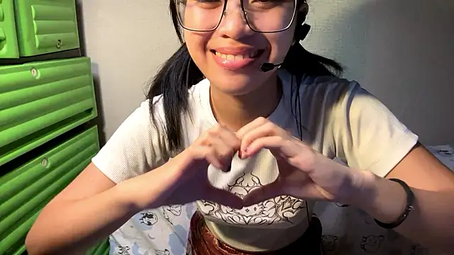 LenoraFrailey live sex cam