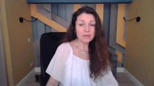 EllaLong's cam snapshot