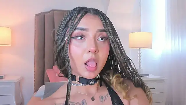 Emma_Torres__'s cam snapshot