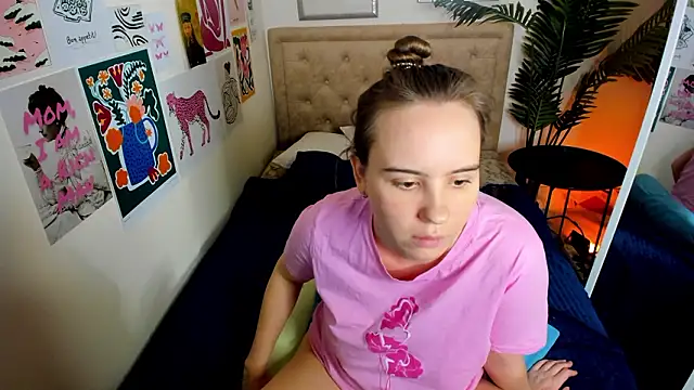 Lika_0ne's cam snapshot