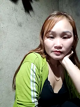 yula-bi's cam snapshot