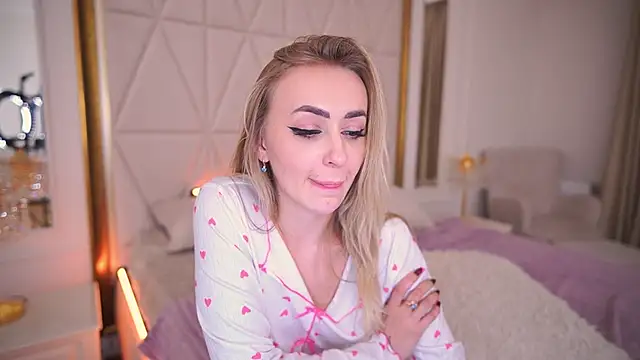 GraceCandy live sex cam