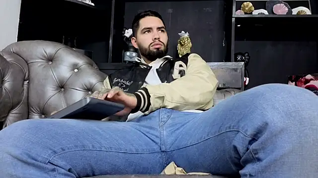 matteosantos live sex cam