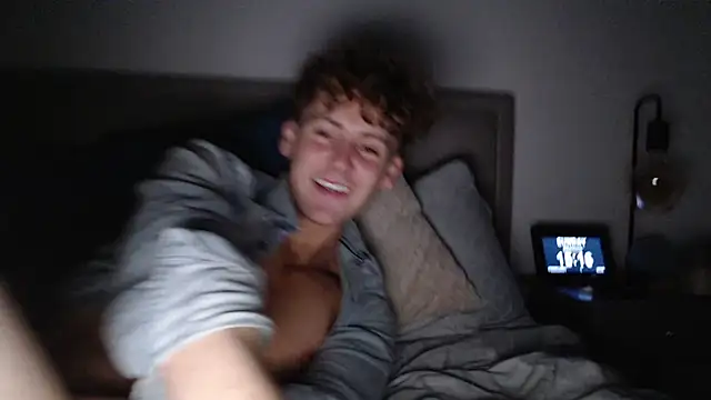 DominantAlex18 live sex cam