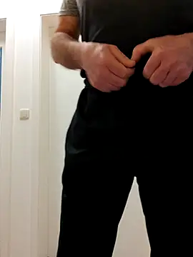 Oldmenhot66 live sex cam