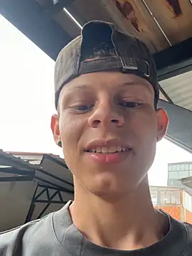 Daddyrich_632 live sex cam