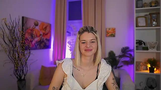 _Kitty_Cute_'s cam snapshot