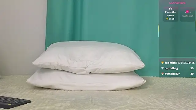 Molliblum live sex cam