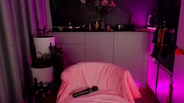 Foxie_Tail's cam snapshot