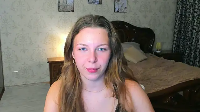 LilyBlakee's cam snapshot